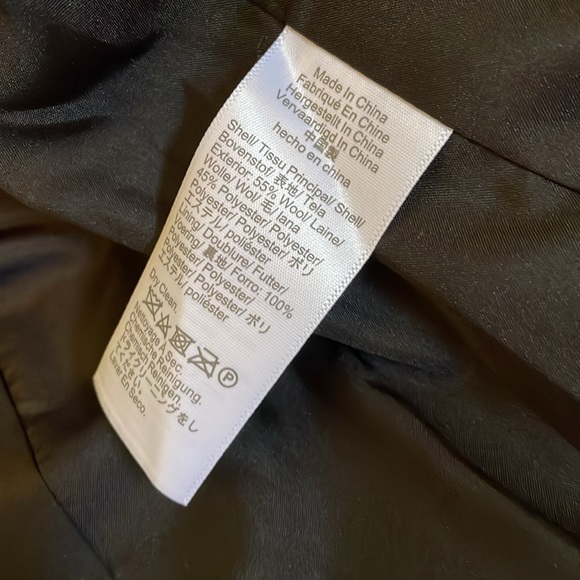 New JCrew wool holiday blazer. Stunning! Size 2 - Picture 4 of 4